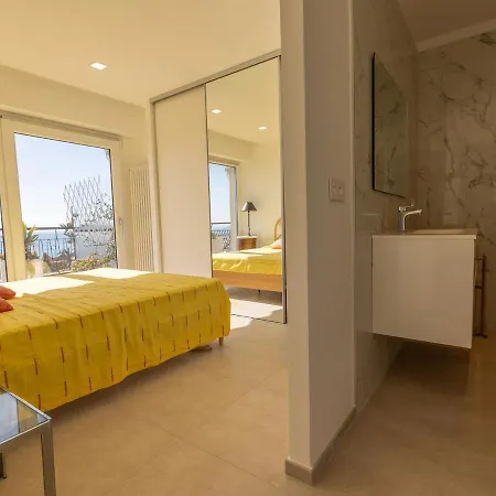 شقة Magnifique 3p Climatise En Dernier Etage Avec Terrasse Face Mer, Proche Centre - Fr-1-196-326 *